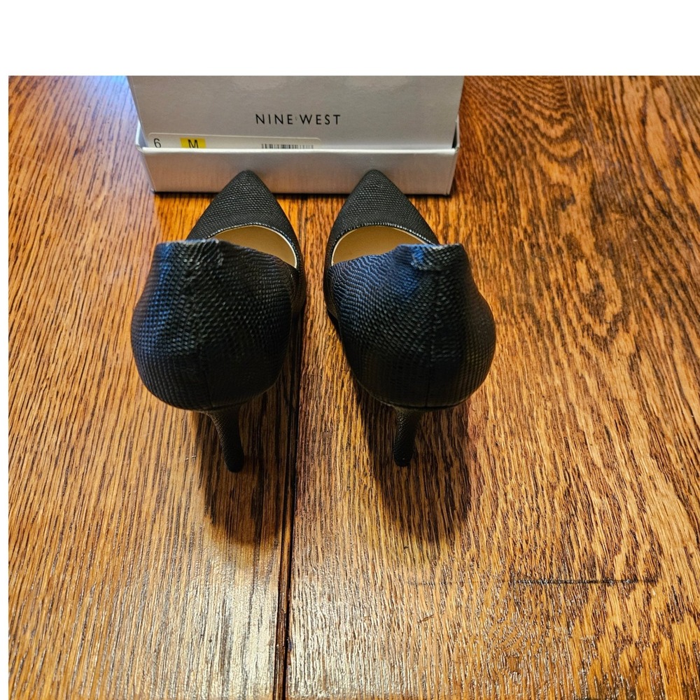 Nine West Garisono Black Textured Pointed Toe Stiletto Pumps Heels 6M - Picture 2 of 9